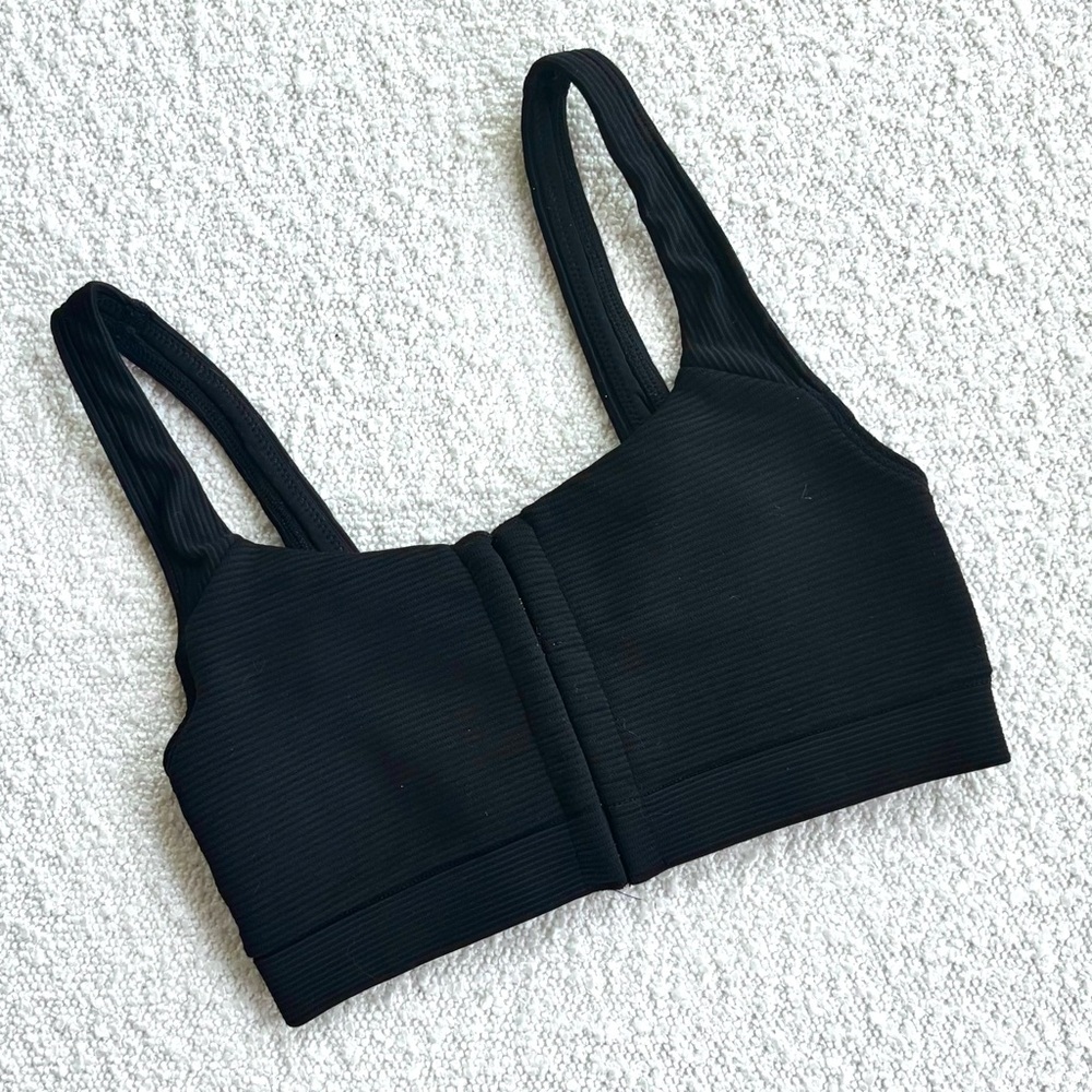 Victoria Secret NWOT Small Black Ribbed Front Clasp Sports Bra Brassiere